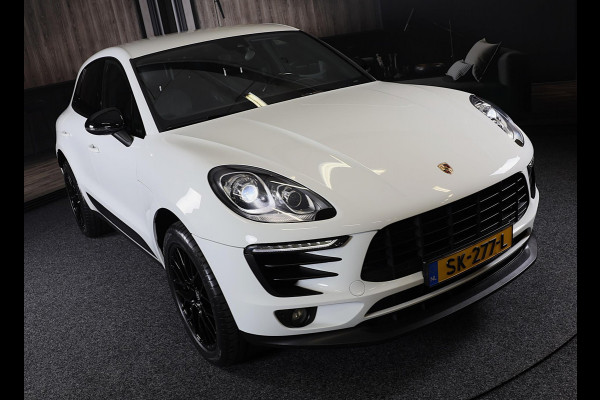 Porsche Macan 2.0 / Luchtvering / Camera / Cruise Control / Dode Hoek / F1 / Lane Assist / Leder / Memory / Xenon / Pdc / 20 Inch