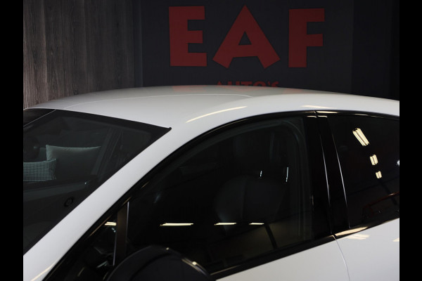 Porsche Macan 2.0 / Luchtvering / Camera / Cruise Control / Dode Hoek / F1 / Lane Assist / Leder / Memory / Xenon / Pdc / 20 Inch