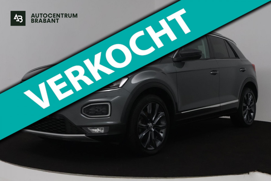 Volkswagen T-Roc 1.5 TSI Sport (PANORAMADAK, TREKHAAK, DIGITALE COCKPIT, CRUISE ADAPTIEF, ACHTERUITRIJCAMERA, SENSOREN)