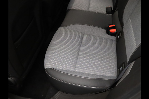 Renault Clio 1.6 E-Tech Full Hybrid techno 145pk 360° Camera | Cruise | Navi | Parkeersens. v+a | Stoel-/stuurverw.