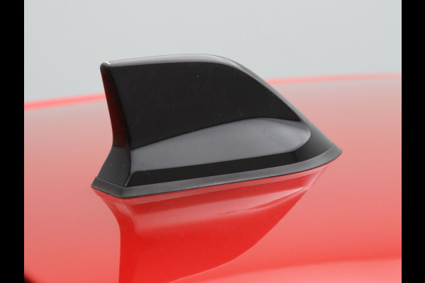 Renault Clio 1.6 E-Tech Full Hybrid techno 145pk 360° Camera | Cruise | Navi | Parkeersens. v+a | Stoel-/stuurverw.