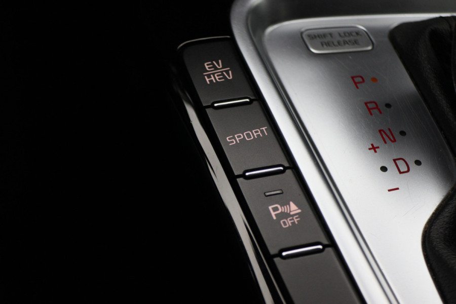 Kia Xceed 1.6 GDi Plug-in Hybrid DynamicPlusLine Automaat LED, Keyless, Navigatie, Apple CarPlay, Camera, ACC, Stoel-/Stuurverw.