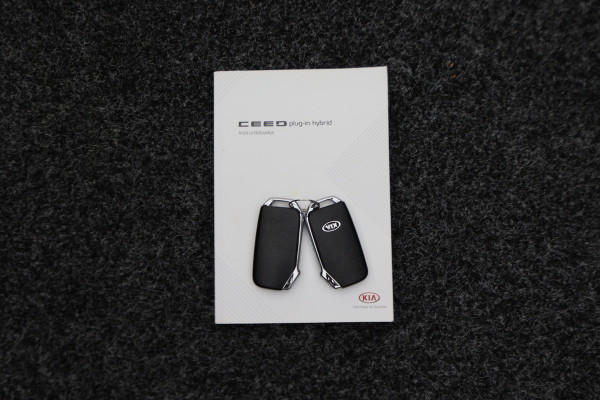 Kia Xceed 1.6 GDi Plug-in Hybrid DynamicPlusLine Automaat LED, Keyless, Navigatie, Apple CarPlay, Camera, ACC, Stoel-/Stuurverw.