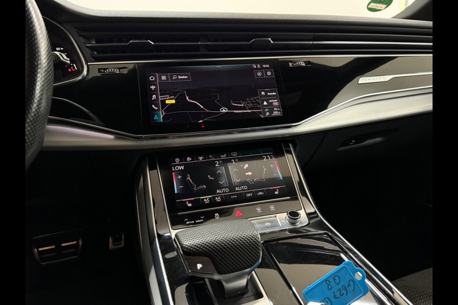 Audi Q8 55 TFSI quattro Pro Line Plus /BlackPACK/Luchtvering/PANO/ MATRIX LED/ 22INCH/ BANG&OLUFSEN/TREKHAAK