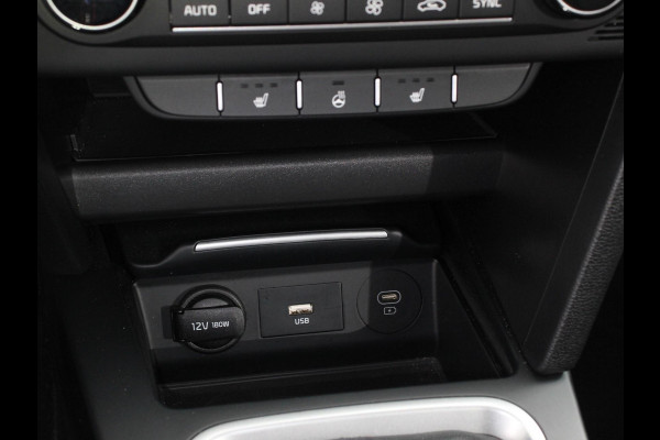 Kia Ceed 1.0 T-GDi Comfort | Navigatie | Apple Carplay / Android Auto | Camera | DAB | Airco | Stoelverwarming | Cruise Control