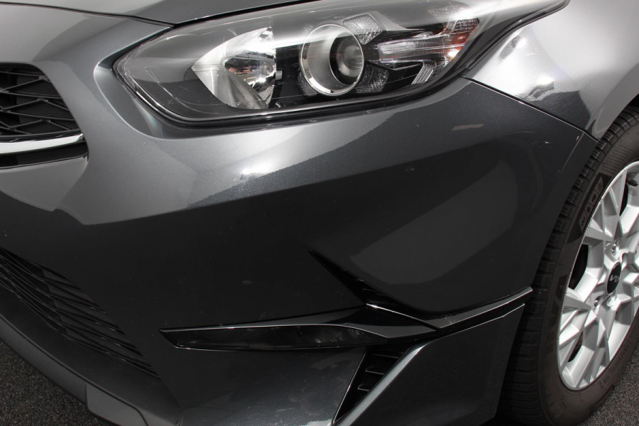 Kia Ceed 1.0 T-GDi Comfort | Navigatie | Apple Carplay / Android Auto | Camera | DAB | Airco | Stoelverwarming | Cruise Control