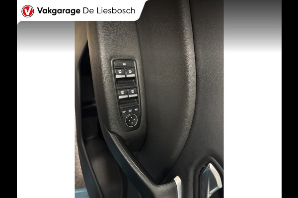 Renault Captur 1.6 E-Tech Plug-in Hybrid 160 Intens / camera /stoel verwarming / navigatie