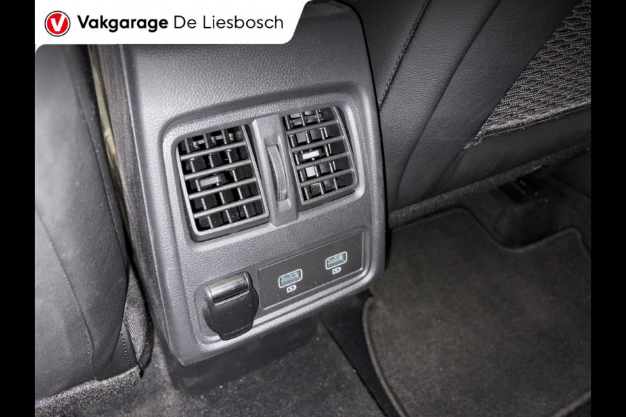 Renault Captur 1.6 E-Tech Plug-in Hybrid 160 Intens / camera /stoel verwarming / navigatie