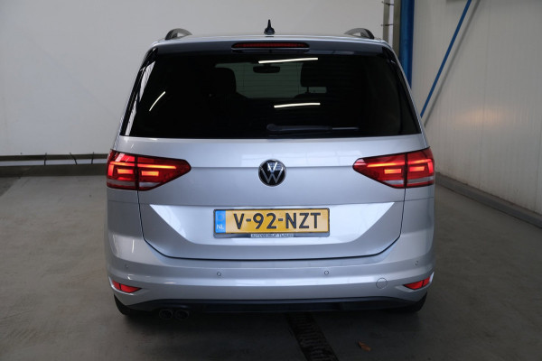 Volkswagen Touran 2.0 TDI 150 PK DSG > Grijskenteken < - Airco, Cruise, PDC.
