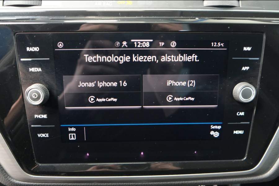 Volkswagen Touran 2.0 TDI 150 PK DSG > Grijskenteken < - Airco, Cruise, PDC.