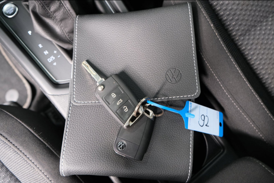 Volkswagen Touran 2.0 TDI 150 PK DSG > Grijskenteken < - Airco, Cruise, PDC.