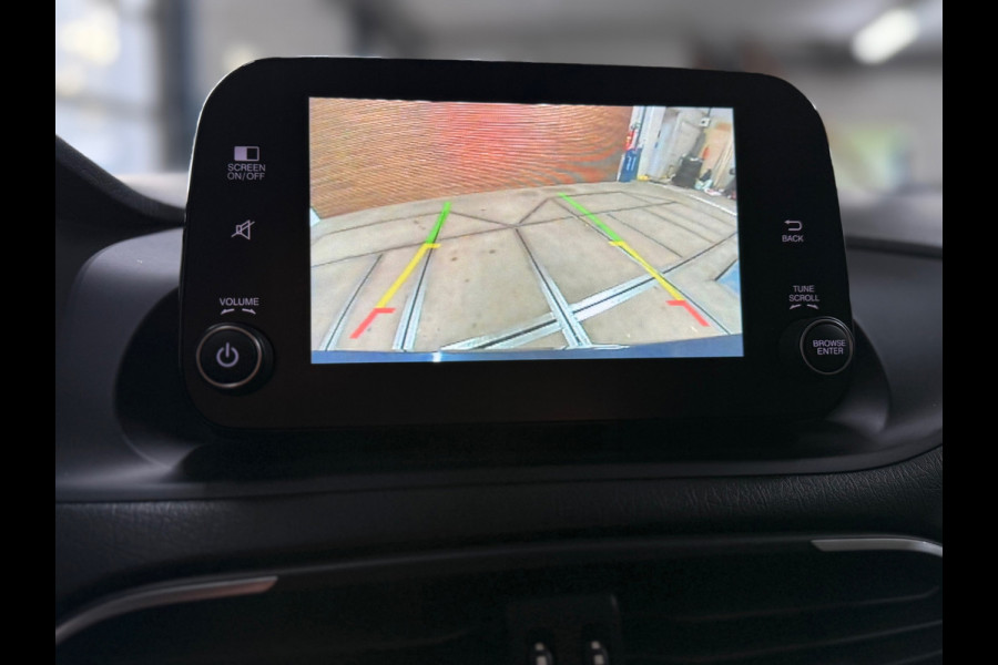 Fiat Tipo Stationwagon 1.0 Life | 17' inch | Navigatie | Camera | Cruise Control | Stoelverwarming | Climate Control | Bluetooth