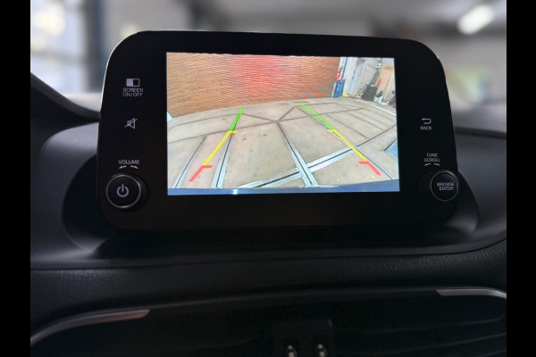 Fiat Tipo Stationwagon 1.0 Life | 17' inch | Navigatie | Camera | Cruise Control | Stoelverwarming | Climate Control | Bluetooth