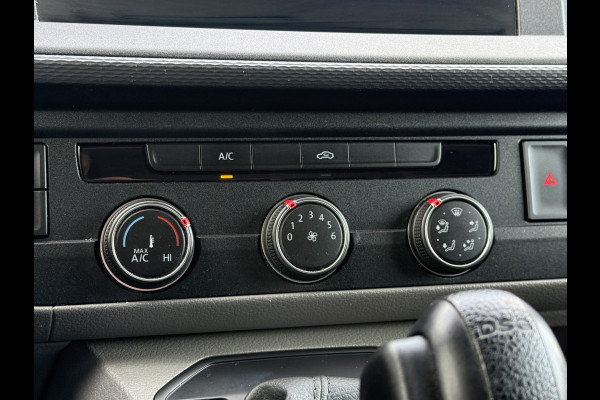 Volkswagen Transporter 2.0 TDI 150 PK DSG AUTOMAAT HIGHLINE / L1H1 / ALUCA INRICHTING / AIRCO / CRUISE / ACHTERKLEP / NAVI / CARPLAY