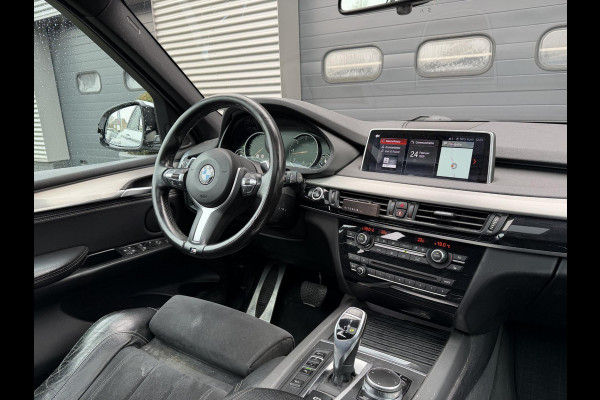 BMW X5 xDrive30d High Executive M-Sport | Panoramadak | Head-Up Display | Camera | Dodehoek Detectie | Elektrische Trekhaak |
