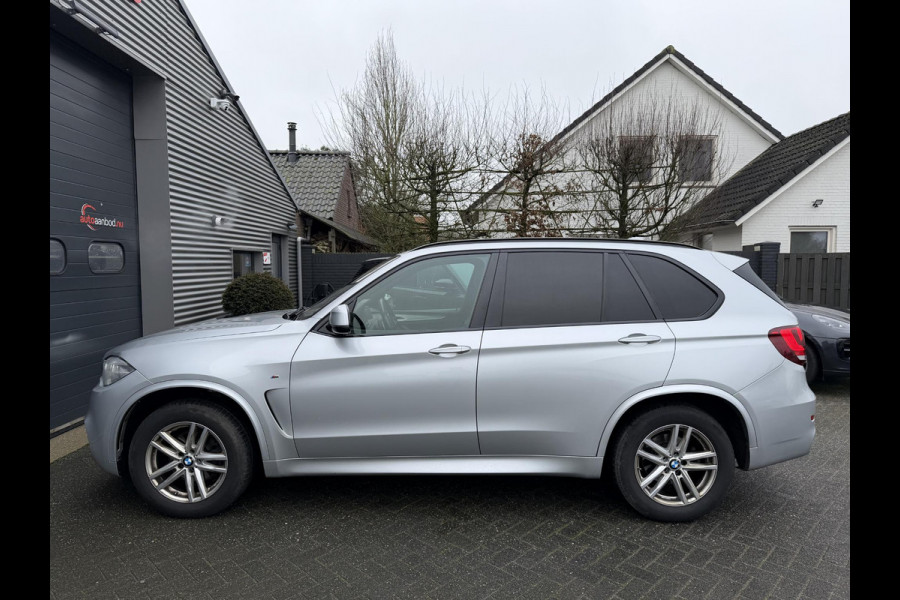 BMW X5 xDrive30d High Executive M-Sport | Panoramadak | Head-Up Display | Camera | Dodehoek Detectie | Elektrische Trekhaak |