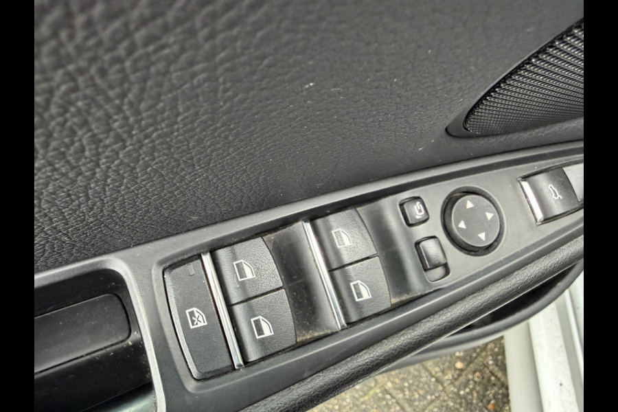 BMW X5 xDrive30d High Executive M-Sport | Panoramadak | Head-Up Display | Camera | Dodehoek Detectie | Elektrische Trekhaak |