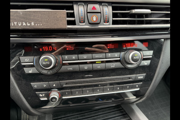 BMW X5 xDrive30d High Executive M-Sport | Panoramadak | Head-Up Display | Camera | Dodehoek Detectie | Elektrische Trekhaak |