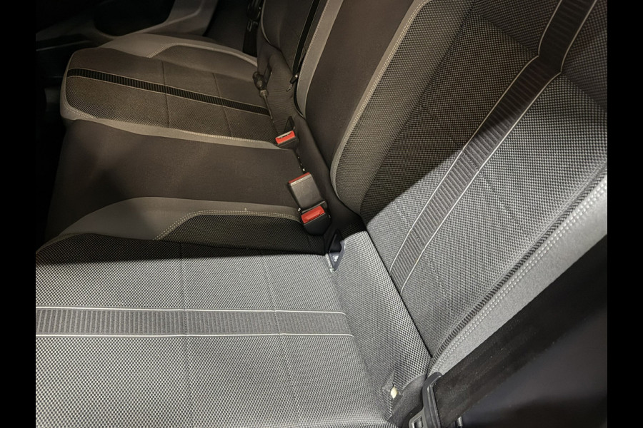 Volkswagen Polo 1.0 TSI Highline Garantie Carplay Virtueel Dash StoelVW Blindspot Adoptieve Cruise Keyless Navi Clima Led Rijklaar