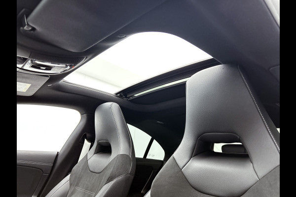 Mercedes-Benz CLA-Klasse 250 e Business Solution AMG Trekhaak | AMG Line | Night Pakket | Panorama Schuif-Kanteldak | 19 Inch AMG velgen. Inclusief 24 maanden MB Certified garantie voor Europa.
