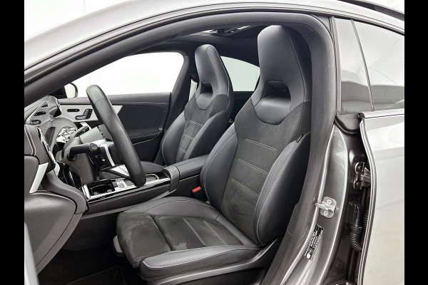 Mercedes-Benz CLA-Klasse 250 e Business Solution AMG Trekhaak | AMG Line | Night Pakket | Panorama Schuif-Kanteldak | 19 Inch AMG velgen. Inclusief 24 maanden MB Certified garantie voor Europa.