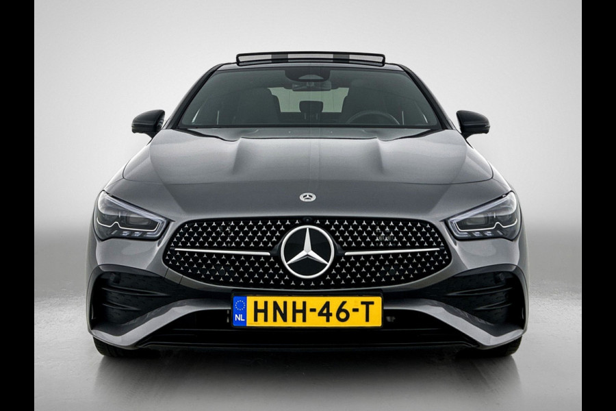 Mercedes-Benz CLA-Klasse 250 e Business Solution AMG Trekhaak | AMG Line | Night Pakket | Panorama Schuif-Kanteldak | 19 Inch AMG velgen. Inclusief 24 maanden MB Certified garantie voor Europa.