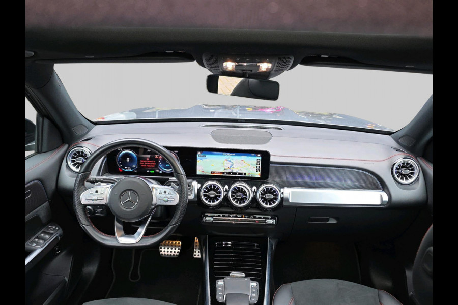 Mercedes-Benz EQB 250+ AMG Line 71 kWh | Automaat | Adaptive Cruisecontrol | 360 Camera | Stoelverwarming | Sfeerverlichting |