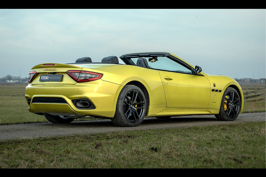 Maserati GranCabrio 4.7 Sport | AM Kleur | 1-1 | Carbon | Carplay