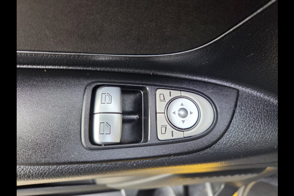 Mercedes-Benz eVito eVito Lang 41 kWh Airco Achteruitrijcamera Verwarmde voorstoel