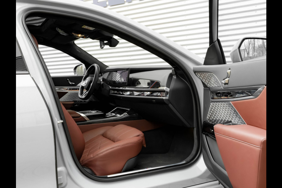 BMW i7 xDrive60 - M-Sport Pro - Executive Drive Pro - Bowers & Wilkins - Driving Ass Prof