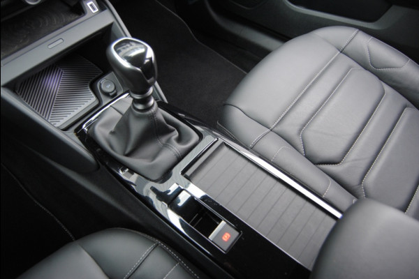 Citroën C4 1.2 PT. Shine | Apple Carplay | Stoelverwarming | Trekhaak