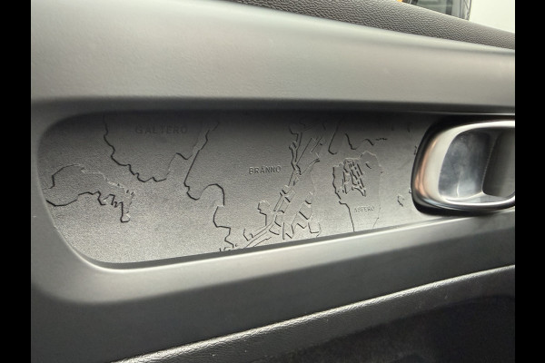 Volvo XC40 Recharge Core 70 kWh | SOH 91.5% | Apple Carplay | Trekhaak | Stoel/Stuurverw.