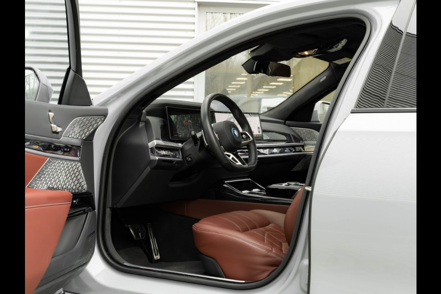 BMW i7 xDrive60 - M-Sport Pro - Executive Drive Pro - Bowers & Wilkins - Driving Ass Prof