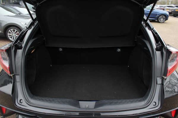 Toyota C-HR 1.8 Hybrid Executive / Trekhaak / Bruin leder / Camera / 18 inch / Led Koplampen / Stoelverwarming