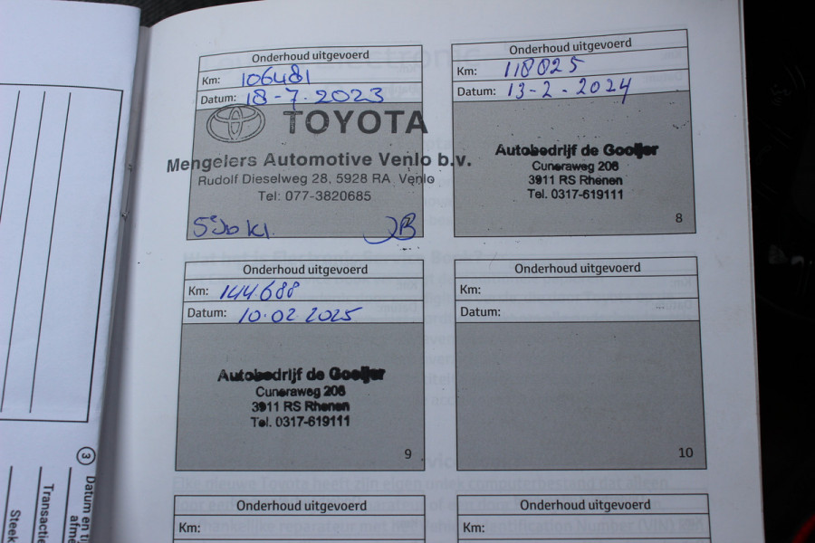 Toyota C-HR 1.8 Hybrid Executive / Trekhaak / Bruin leder / Camera / 18 inch / Led Koplampen / Stoelverwarming