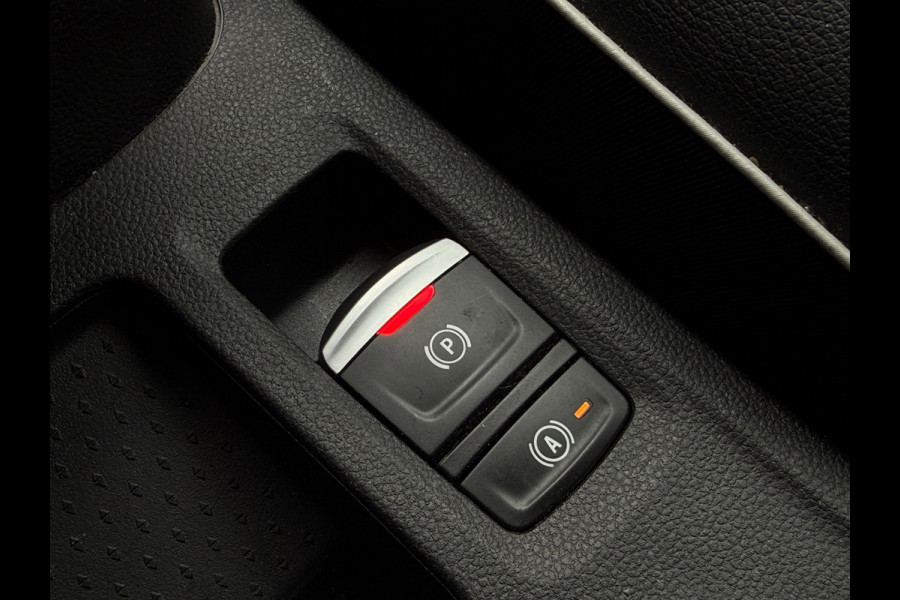 Renault Captur 1.6 E-Tech Plug-in Hybrid 160 Intens 2022 !