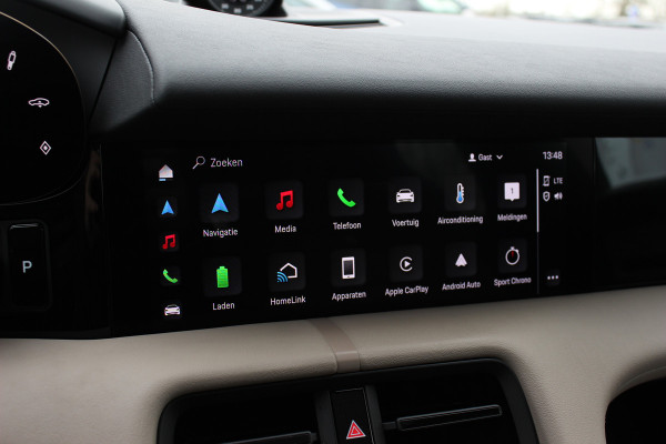 Porsche Taycan Sport Turismo 4S 93 kWh / Panoramadak / 360Camera / Head-up / Accu Performance+ / 21'' / Achterasbesturing / Luchtvering / Keyless / Stoel+Stuurverwarming / DAB / ACC