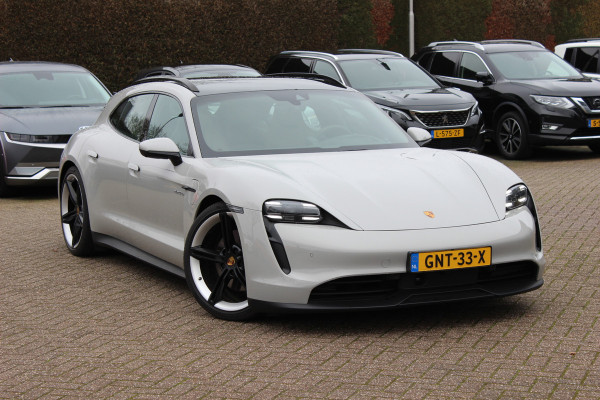 Porsche Taycan Sport Turismo 4S 93 kWh / Panoramadak / 360Camera / Head-up / Accu Performance+ / 21'' / Achterasbesturing / Luchtvering / Keyless / Stoel+Stuurverwarming / DAB / ACC