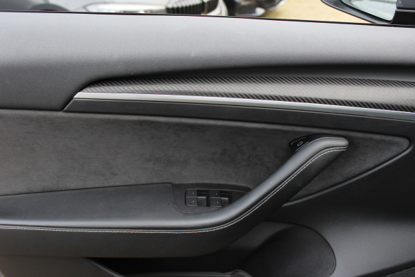 Tesla Model 3 Performance AWD 75 kWh / Autopilot / Panoramadak / Camera / Leder / 20'' / Leder / Premium Audio / Warmtepomp