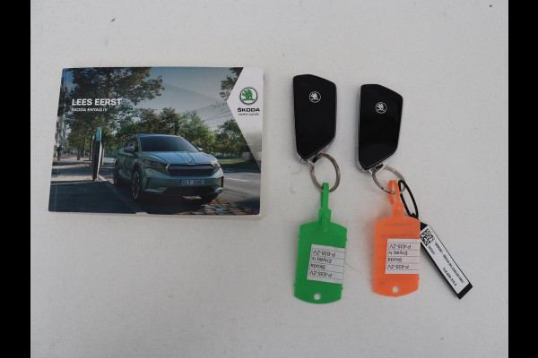 Škoda ENYAQ iV 80 Sportline | SOH 94% | Panoramadak | Stoelverwarming | Memory | Adaptive cruise | Leder/Alcantara | Camera | Carplay | Keyless | DAB | Navigatie | Matrix LED