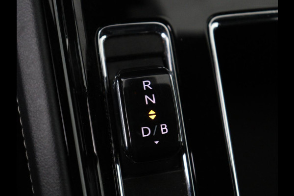 Škoda ENYAQ iV 80 Sportline | SOH 94% | Panoramadak | Stoelverwarming | Memory | Adaptive cruise | Leder/Alcantara | Camera | Carplay | Keyless | DAB | Navigatie | Matrix LED