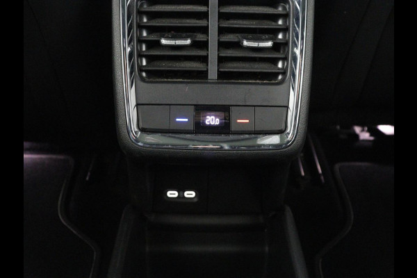 Škoda ENYAQ iV 80 Sportline | SOH 94% | Panoramadak | Stoelverwarming | Memory | Adaptive cruise | Leder/Alcantara | Camera | Carplay | Keyless | DAB | Navigatie | Matrix LED