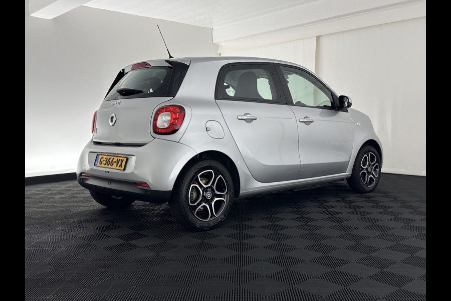 Smart Forfour EQ Business Solution 18 kWh [ 3-Fase ] (INCL.BTW) Aut. *NAVI-FULLMAP | LEATHER | ECC | CRUISE | HEATED-COMFORT-SEATS | 15"ALU*
