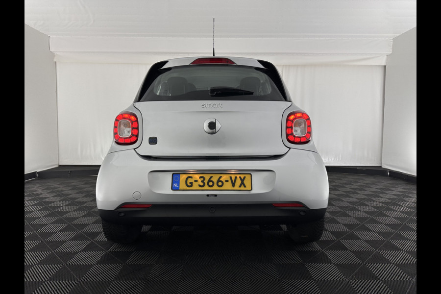 Smart Forfour EQ Business Solution 18 kWh [ 3-Fase ] (INCL.BTW) Aut. *NAVI-FULLMAP | LEATHER | ECC | CRUISE | HEATED-COMFORT-SEATS | 15"ALU*