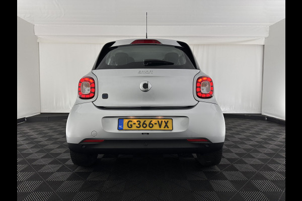 Smart Forfour EQ Business Solution 18 kWh [ 3-Fase ] (INCL.BTW) Aut. *NAVI-FULLMAP | LEATHER | ECC | CRUISE | HEATED-COMFORT-SEATS | 15"ALU*