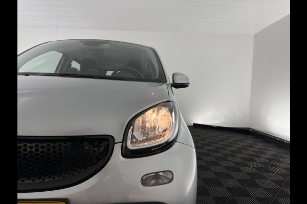 Smart Forfour EQ Business Solution 18 kWh [ 3-Fase ] (INCL.BTW) Aut. *NAVI-FULLMAP | LEATHER | ECC | CRUISE | HEATED-COMFORT-SEATS | 15"ALU*