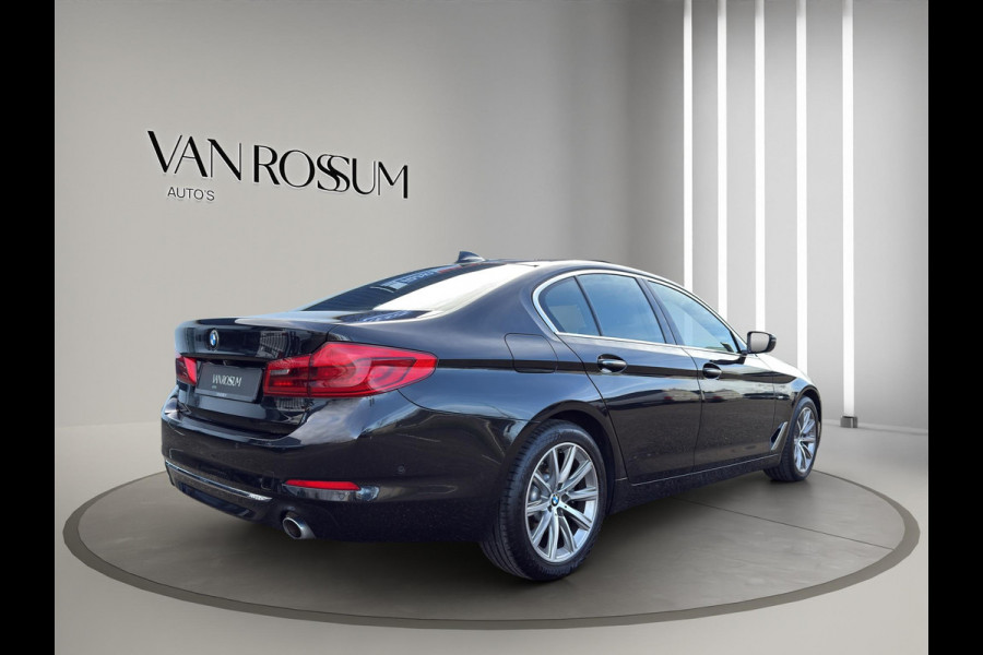 BMW 5 Serie 520i High Executive | Leder | Schuif/Kanteldak | 19"| Comfortstoelen met geheugen |