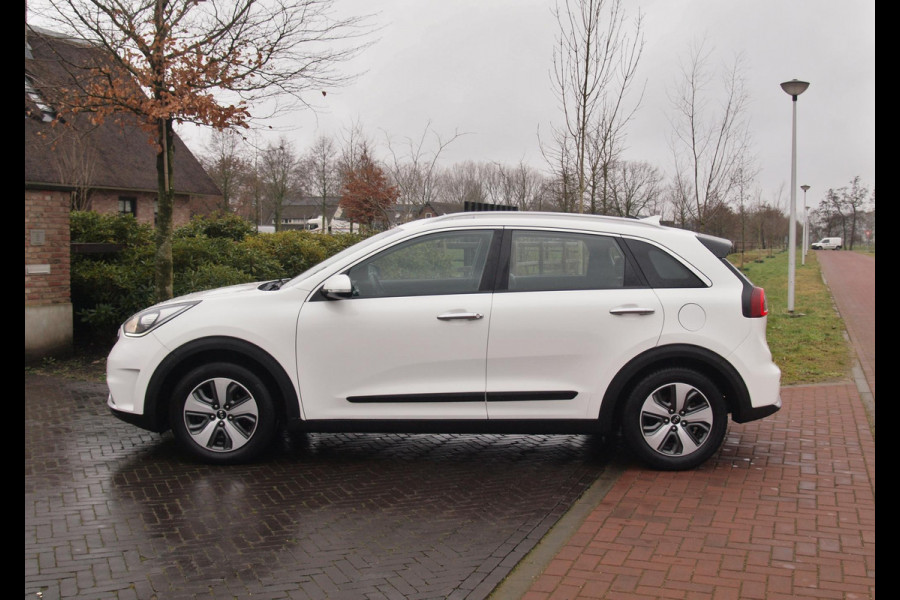 Kia Niro 1.6 GDi Hybrid DynamicLine | Camera | Trekhaak | Cruise Control | Apple Carplay |