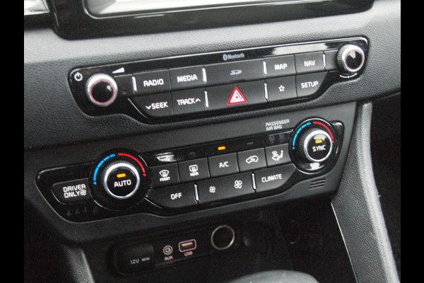 Kia Niro 1.6 GDi Hybrid DynamicLine | Camera | Trekhaak | Cruise Control | Apple Carplay |