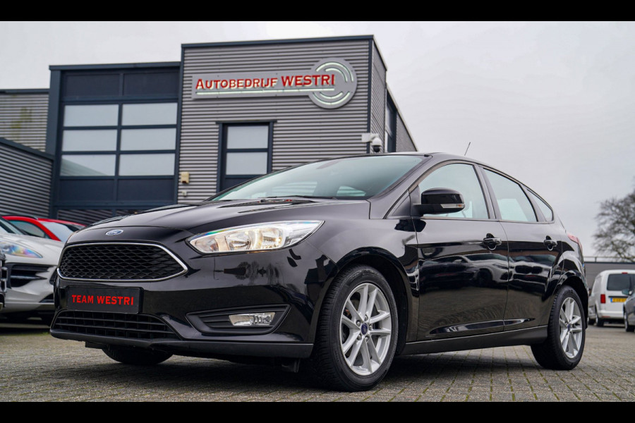 Ford Focus 1.6 TI-VCT Titanium | Cruise Control | AC | Multimedia